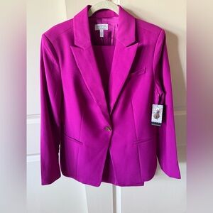 Sofia by Sofia Vergara Fuchsia Blazer and pant suit set. New w/tags.  Size 12